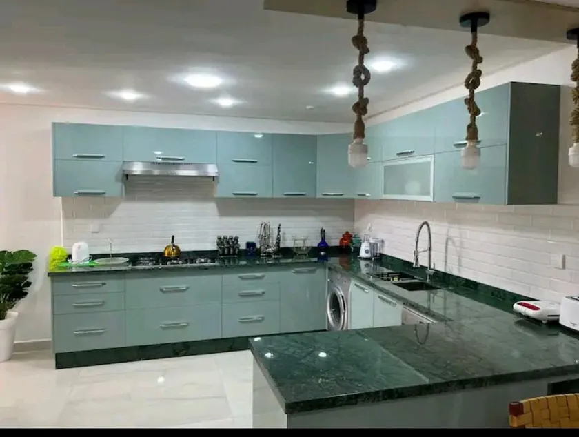 High standing clean apartment. - Image 1