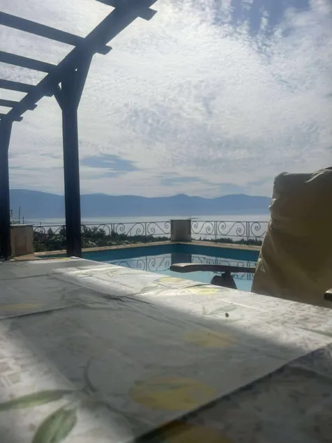 Everchanging View Villa - Image 1