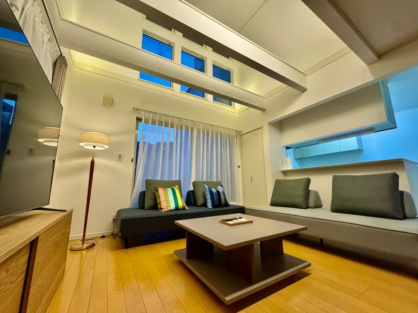 Luxury house in central Nagoya for up to 10 guests - Image 1