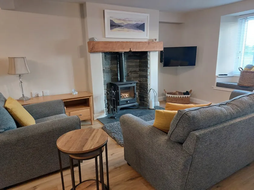Sunny Bank, Cark-in-Cartmel - Image 1