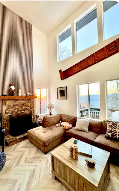 Sleeps 11 · Game Room Mountain Views Hidden Valley - Image 1