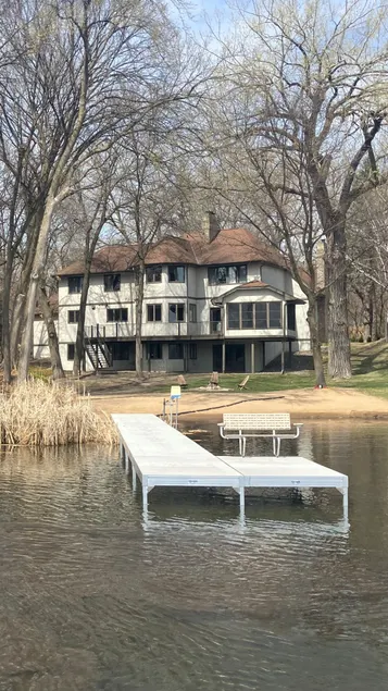 Luxury Home on Private Lake in Plymouth - Image 1