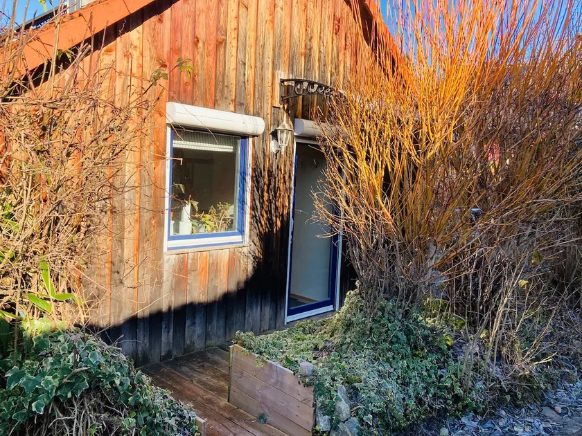 Cozy apartment close to nature - Image 1