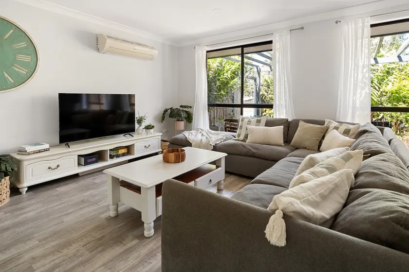 4Bd family holiday | 1.8km to Beach | Pets Welcome - Image 1