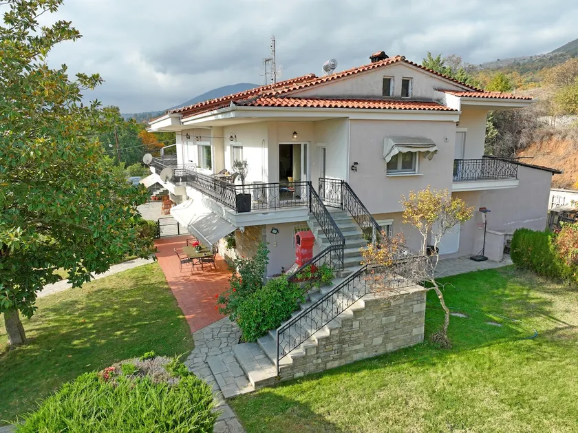 Nestoras Comfortable Stay - Private Parking - Image 1