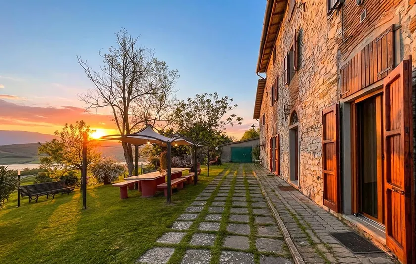Amazing home in Pieve Santo Stefano AR - Image 1