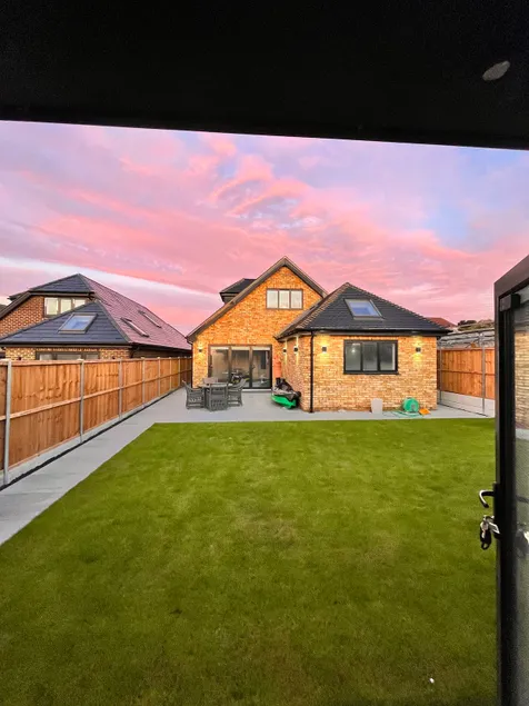 Stunning summer house Air BnB - Image 1