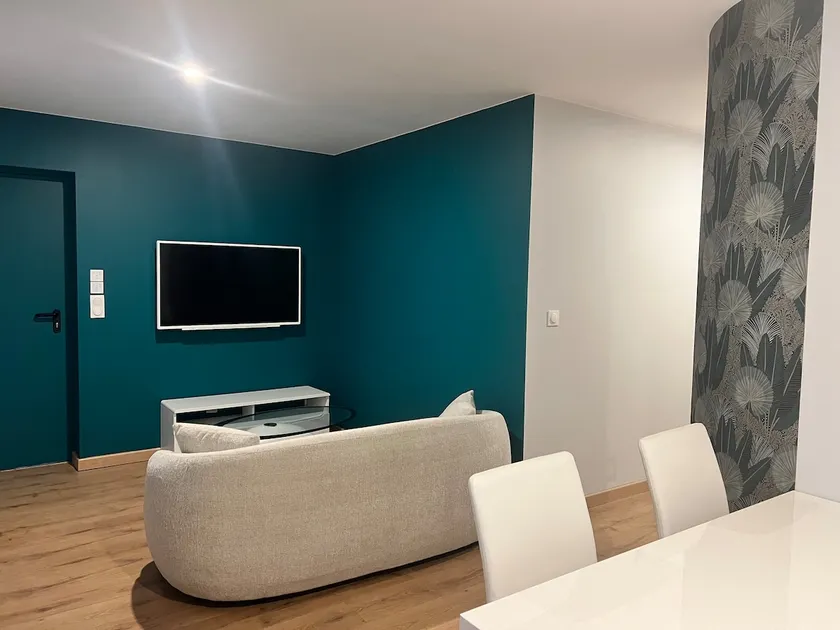 La Perle, Parking, Ideal location, Quiet - Image 1