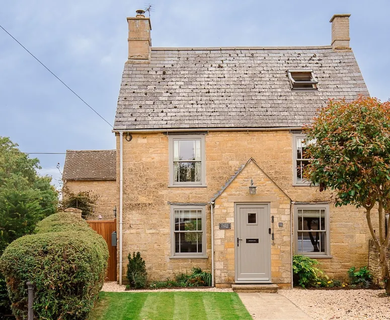 Characterful Cotswold cottage - Fuchsia Cottage - Image 1