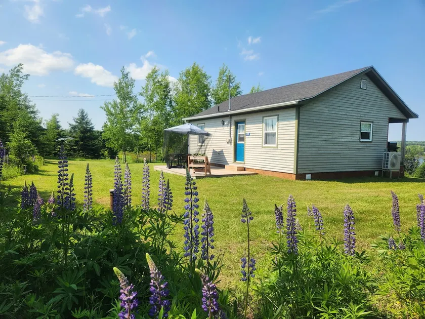 188 Serene View Cottage - Image 1