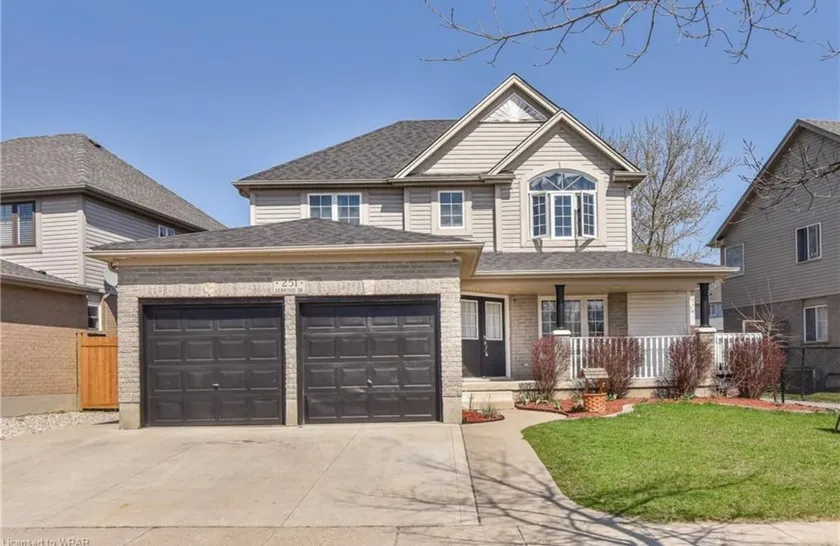 Spacious 5 Bedroom Home in Cambridge - Image 1