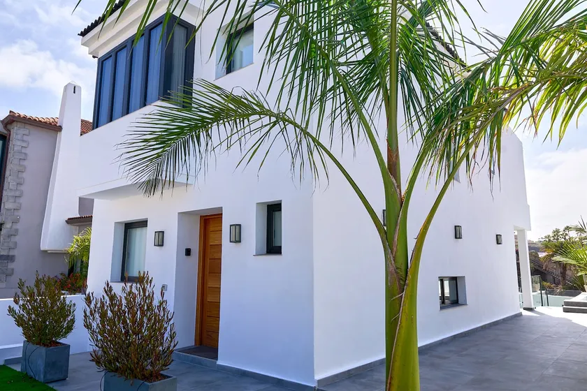 Epic Villa: Heated Infinity Pool, Sea & Teide - Image 1