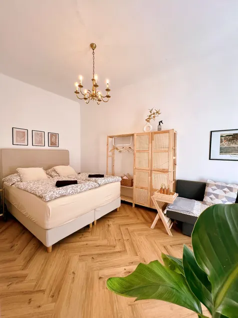 Charming old building apartment in the heart of Graz - Image 1