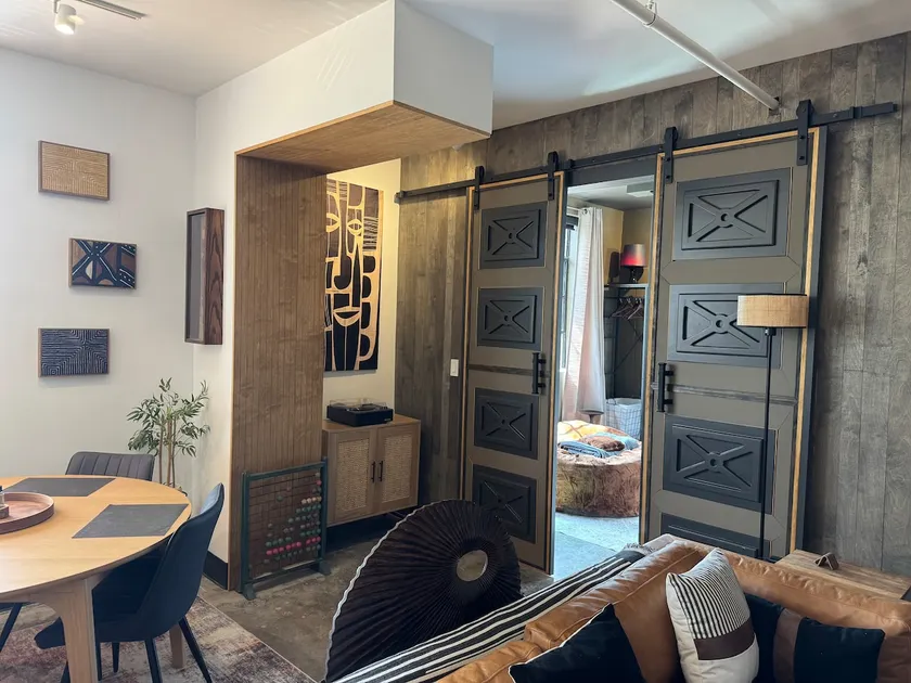 Condo Near ATL Airport/Restaurants - Image 1