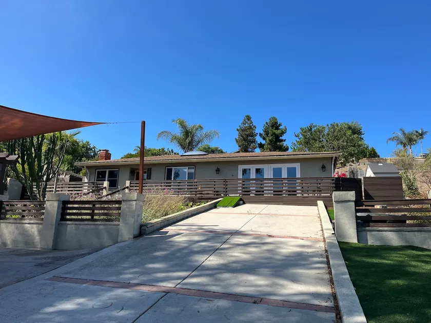 Leucadia Coastal House & Family 30+ - Image 1