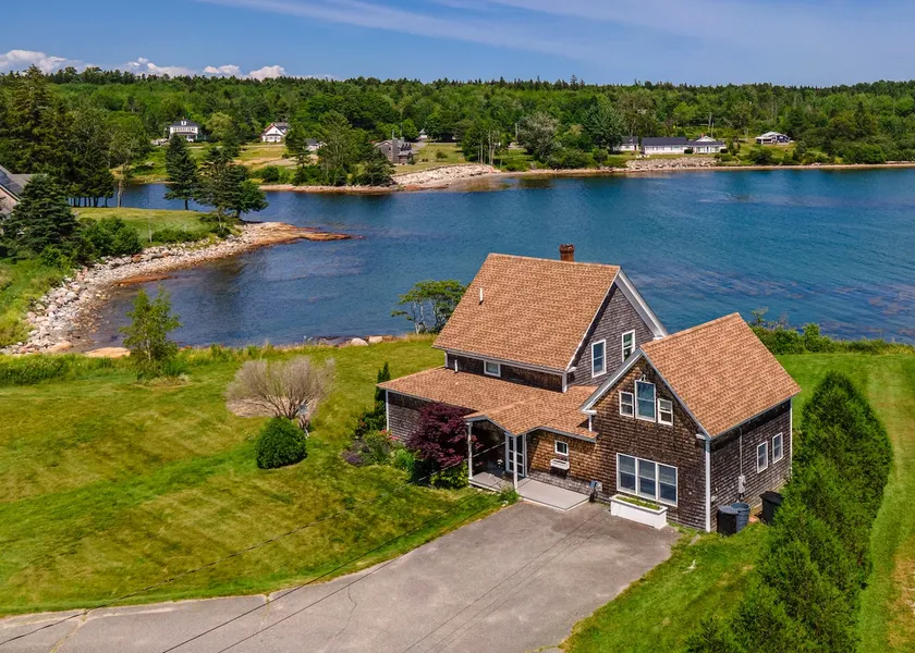 Downeast Oceanside Escape - Image 1