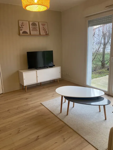 Poitiers University Hospital Apartment - Image 1