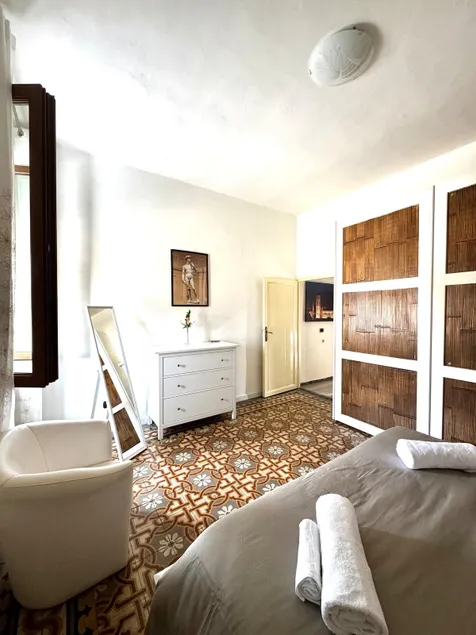 Accommodation near the airport - Image 1
