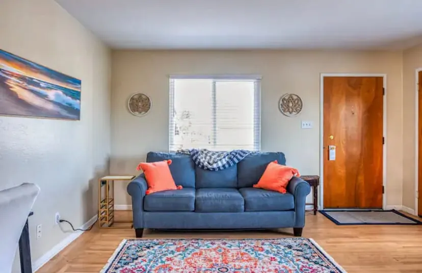 Cozy 2BR Steps from Downtown Walnut Creek - Image 1