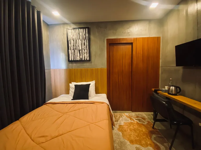 518Hotel - Image 1