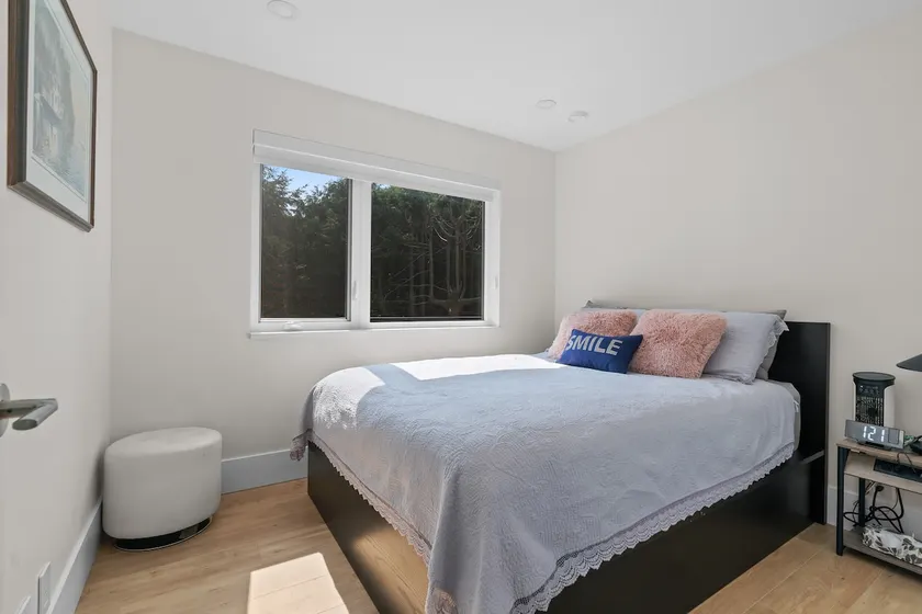 Brand New 1 Bedroom Luxurious Retreat With HotTub - Image 1