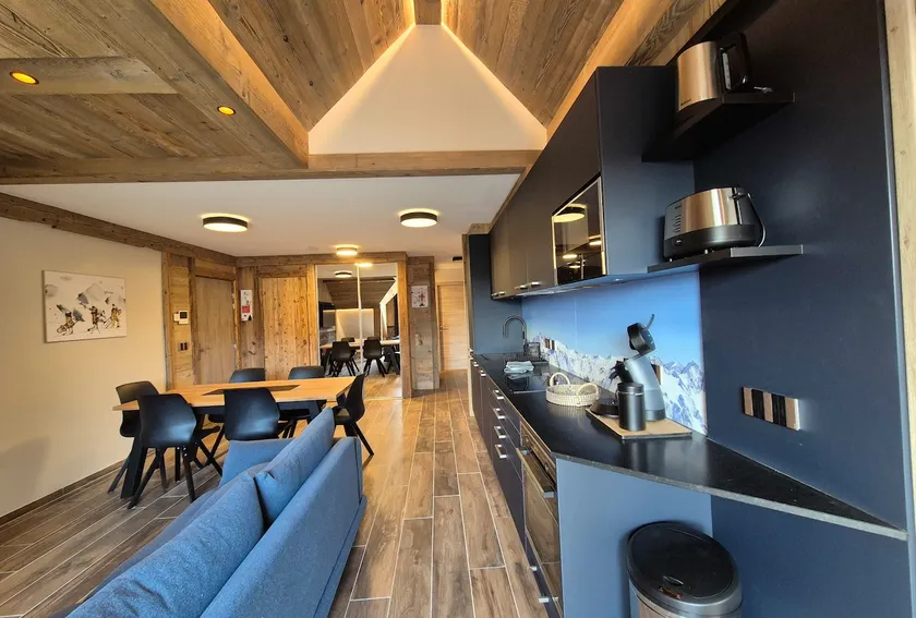 Exceptional Apartment at the Foot of the Slopes - Image 1