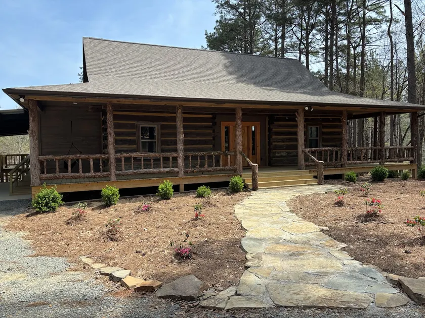 1850 Log House - Image 1