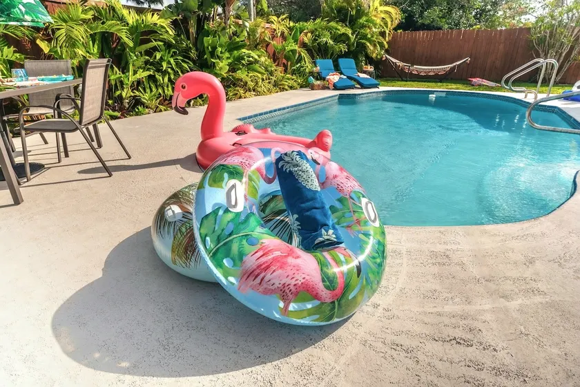 Tropical Pool Oasis Near Beaches & Miami Fun - Image 1