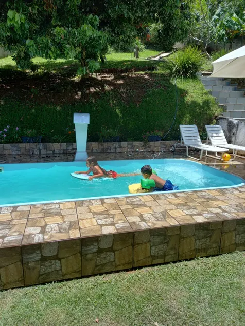 farmhouse with pool - Image 1