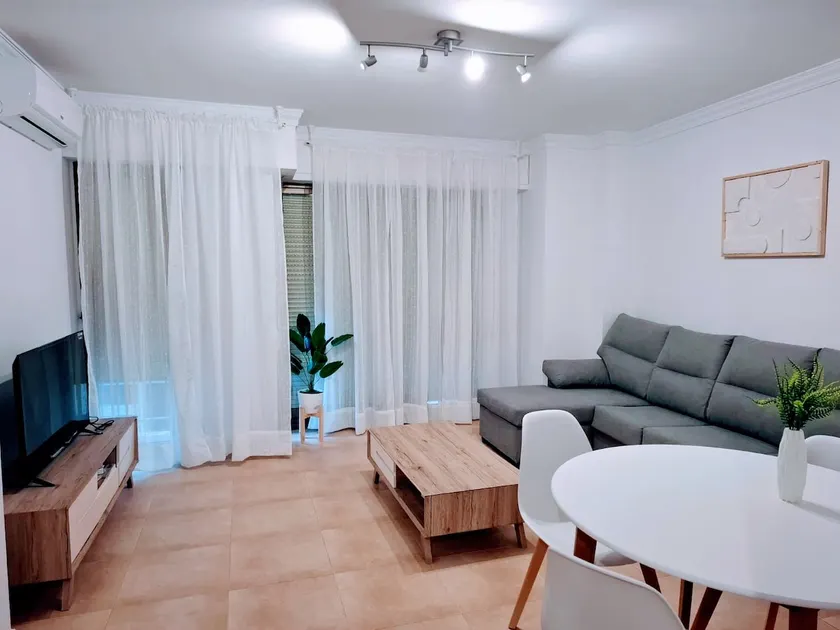 Centrally located apartment in Pego, cozy. - Image 1