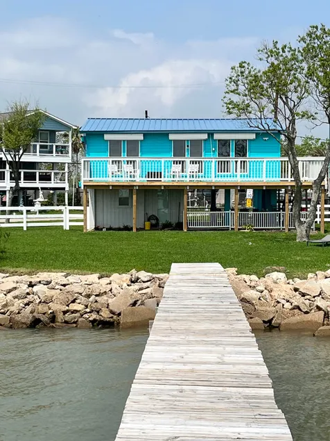 Blue Crab Casa, Waterfront & Private Fishing Pier! - Image 1