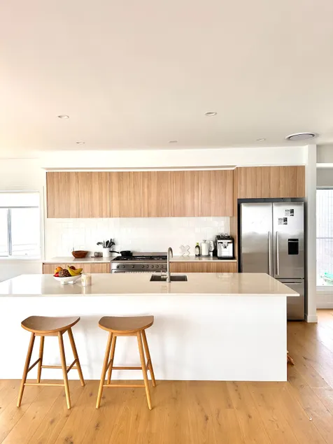Lennox Beach house - Image 1