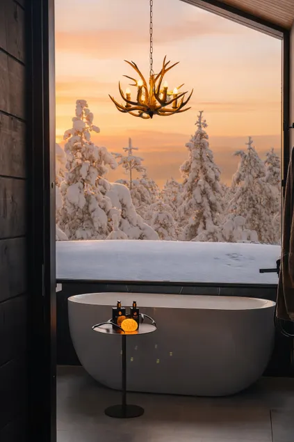 Black Villa · Aurora View Bath · Sauna · Lapland! - Image 1
