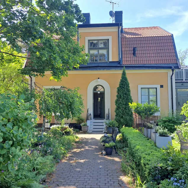 Charming apartment in a nice old house - Image 1