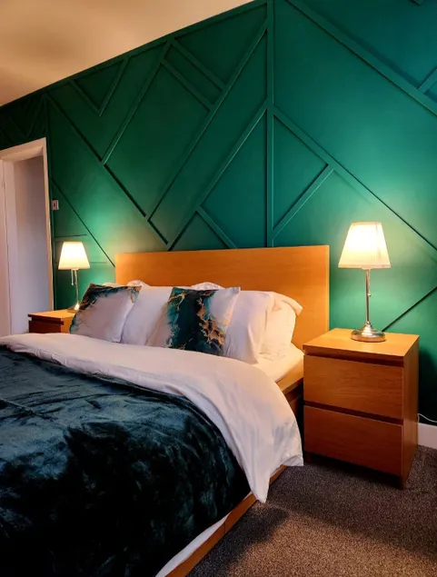 Central Flat Near Station • Free parking • WIFI - Image 1