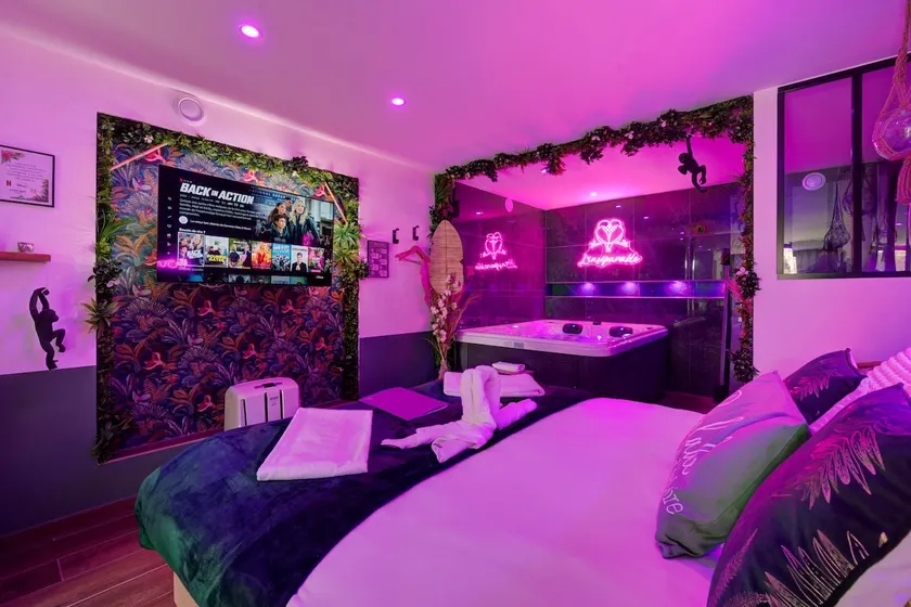 The Inseparable. Relaxation. Zen. Jacuzzi • Parking - Image 1