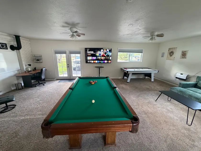 Large Home, 15 minutes from Snow Basin Ski Resort. - Image 1