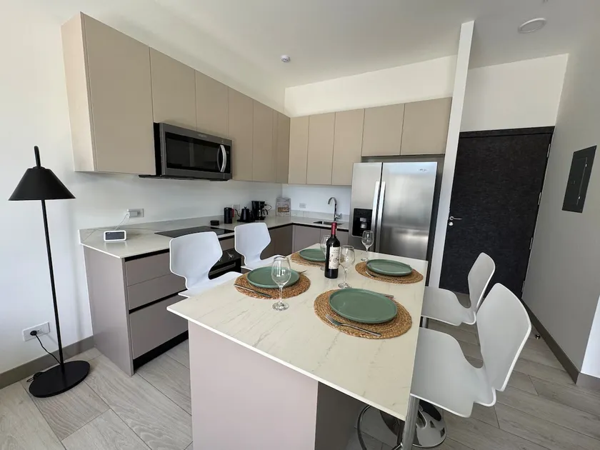 Jade Apartment - Image 1