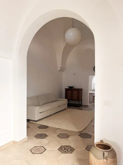 The Roof House - Relaxing Home w/Private Veranda - Image 1