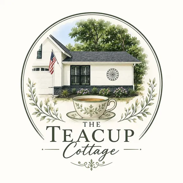 Teacup Cottage, a charming Summerville getaway - Image 1