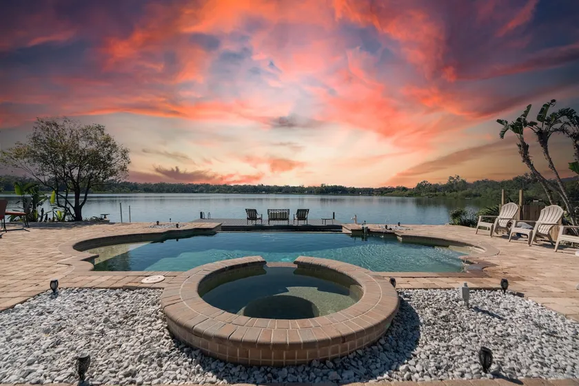 Luxury Hideaway | Lakefront | Mini Golf + More! - Image 1