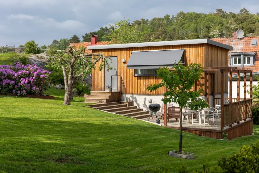 New guest house near Gothenburg city with parking - Image 1