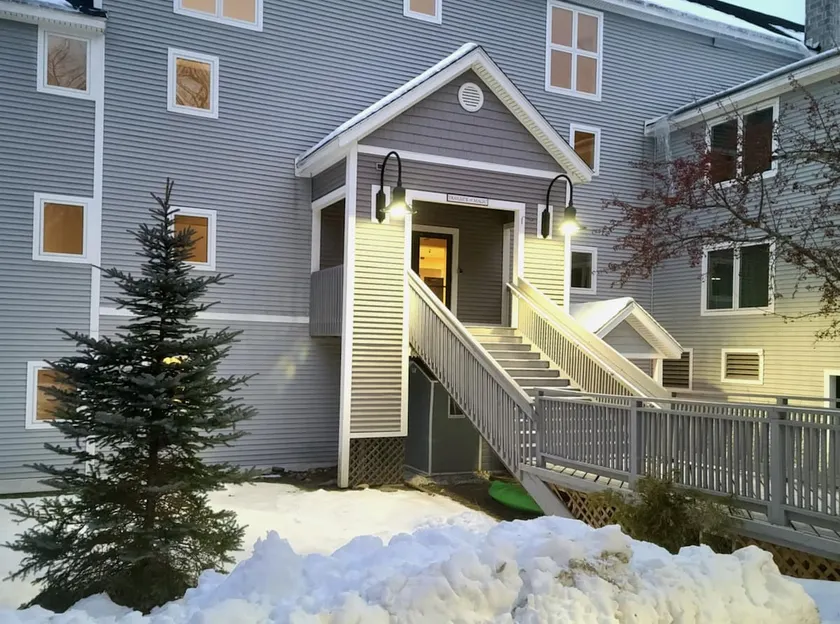 Magic Mountain Ski Resort Condo in Londonderry, VT - Image 1