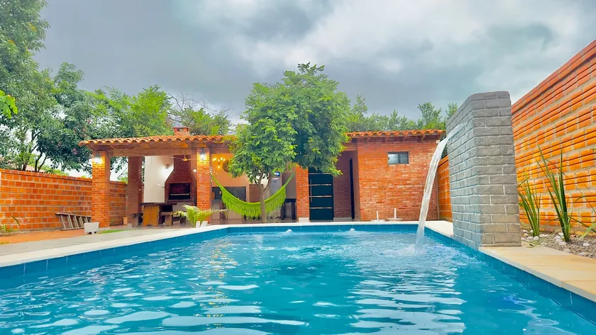 Summer house - Image 1
