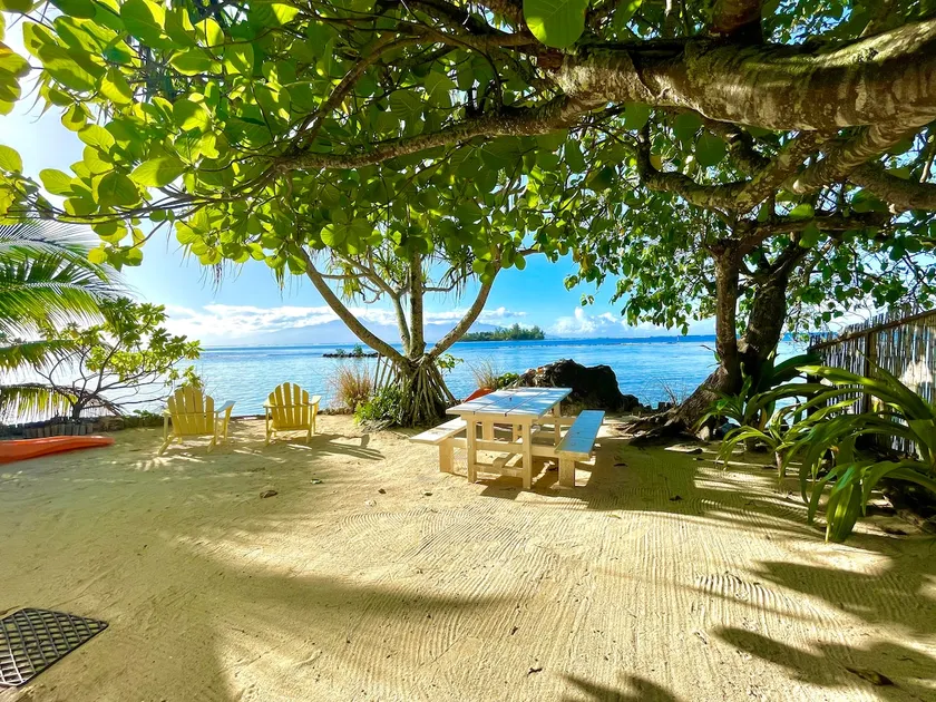 Beach House, White sand, polynesian style - Image 1