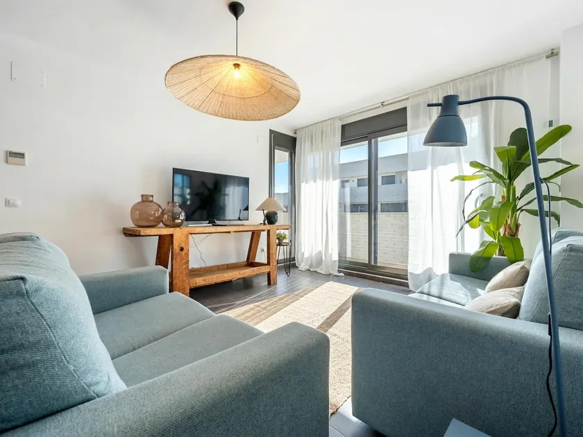 Apartment with terrace and pool 100m beach - Image 1