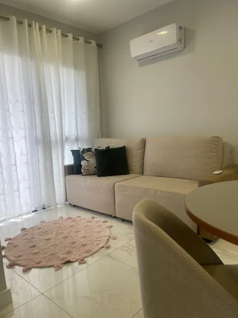 Entire impeccable air-conditioned space, 2 Garages - Image 1