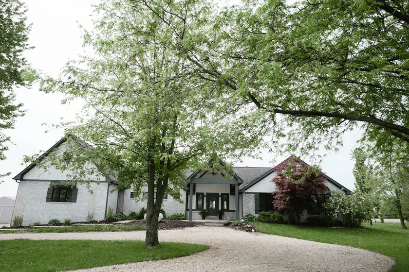 The Family Farmhouse | Big groups, Big comfort - Image 1