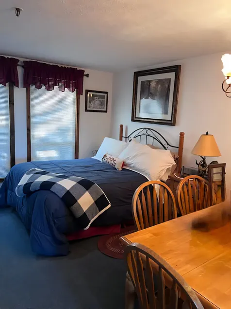 Mountain Crest Villas-Studio - Image 1