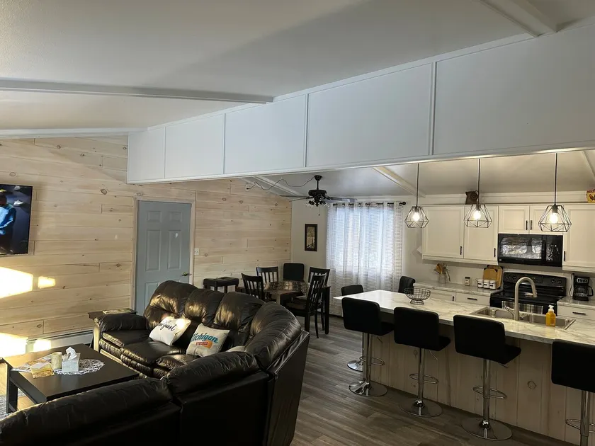 Reno Rental - Image 1